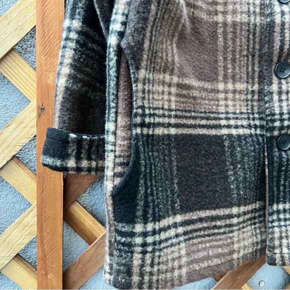 Wool Pleaded Brown Jacket - Picture 3 of 8